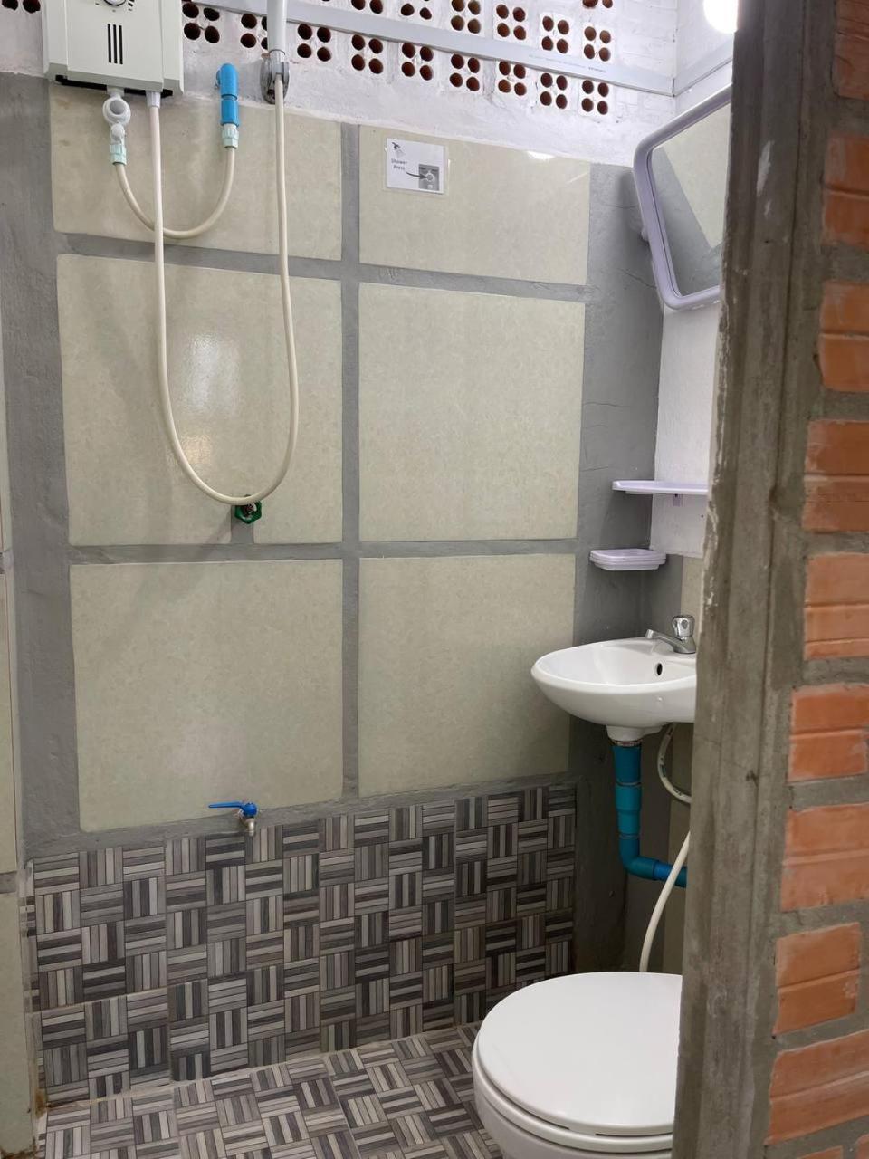 Sevenstars Hostel Σίχανουκβιλ Εξωτερικό φωτογραφία