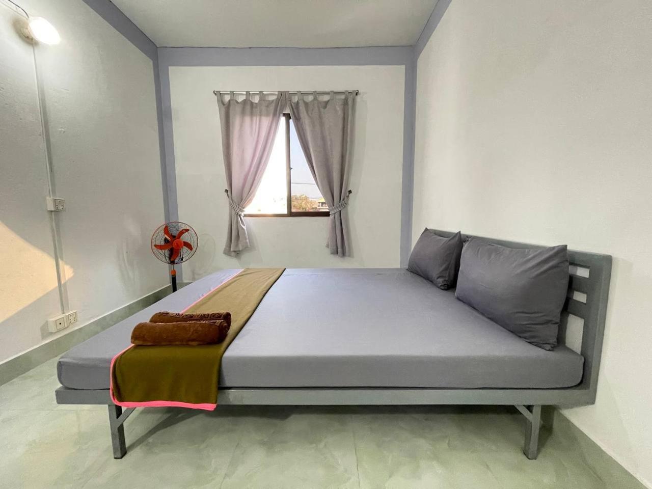 Sevenstars Hostel Σίχανουκβιλ Εξωτερικό φωτογραφία